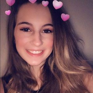 Meet your Posher, Marissa